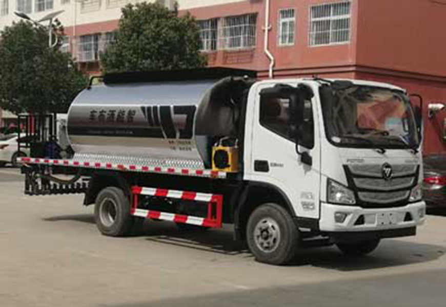 國(guó)六福田歐馬可S3瀝青灑布車