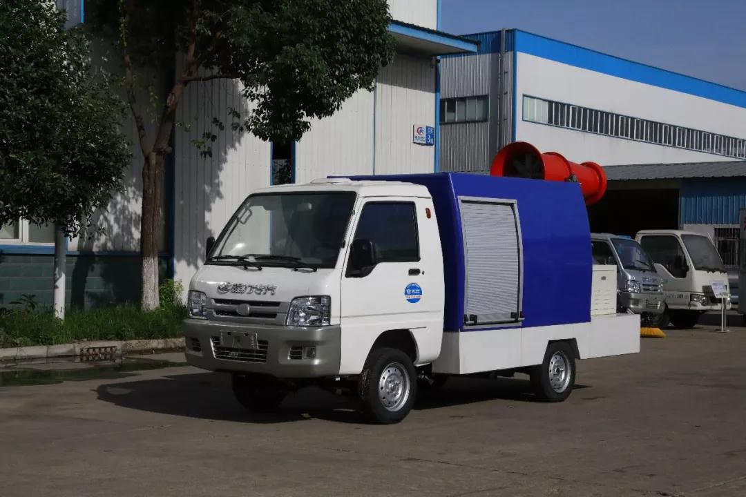 程力新能源人工智能搶險(xiǎn)救援車首批訂單圓滿交車，為國(guó)家電網(wǎng)提供一流產(chǎn)品